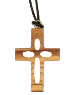 Croix en bois ajourée